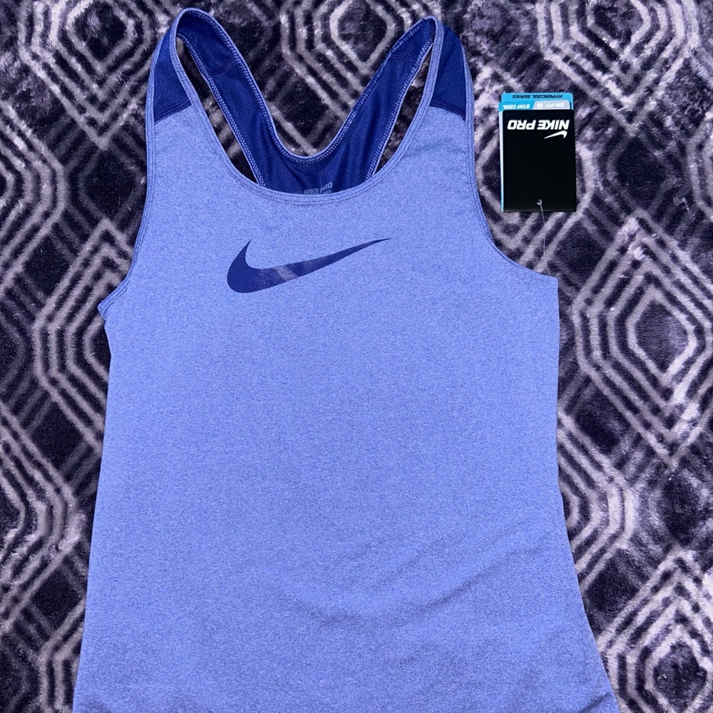 Women’s Nike Pro tank top
